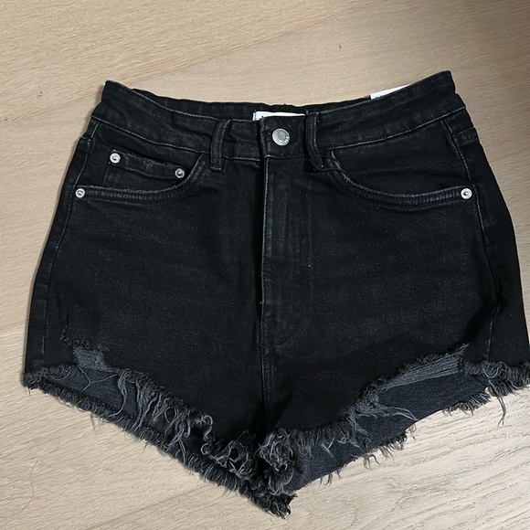Zara denim shorts - Picture 1 of 4